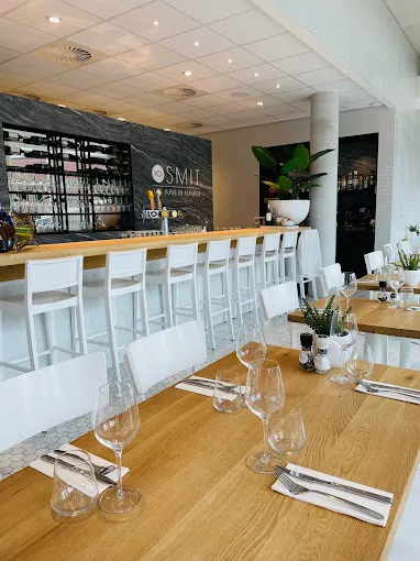 Smit Vis aan de Haven