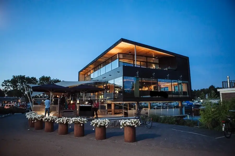Het Bosch Waterfront Kitchen