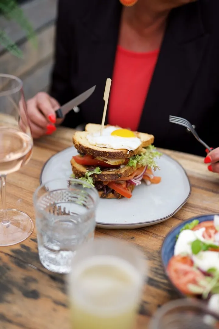 Het Posthuijs eten & drinken