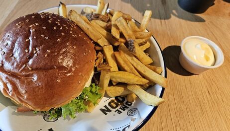 Dinerbon.com Geffen Ome Toon Burgerbar Geffen