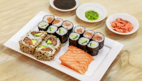 Dinerbon.com Amsterdam Selfie Sushi